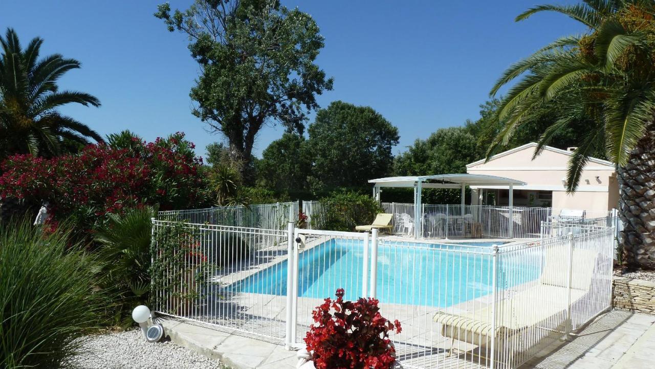 Bed and Breakfast Les Cigalous Restinclieres Екстер'єр фото