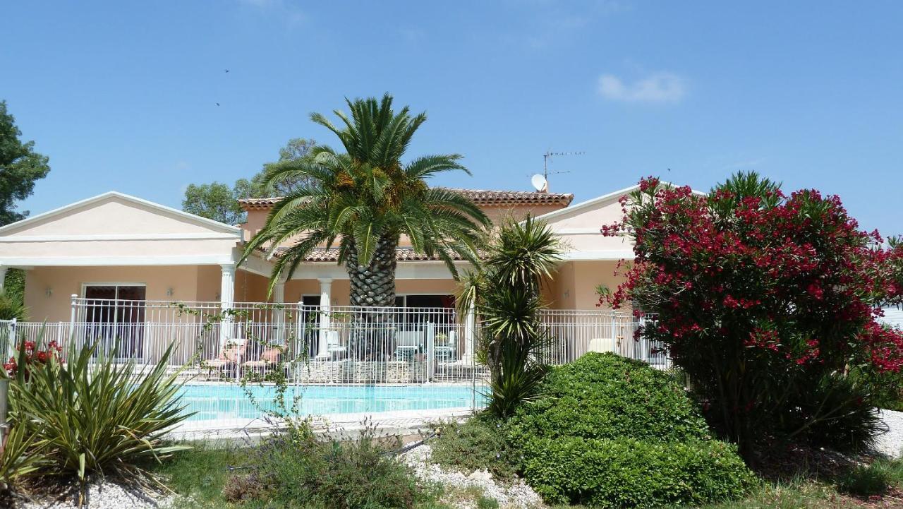 Bed and Breakfast Les Cigalous Restinclieres Екстер'єр фото