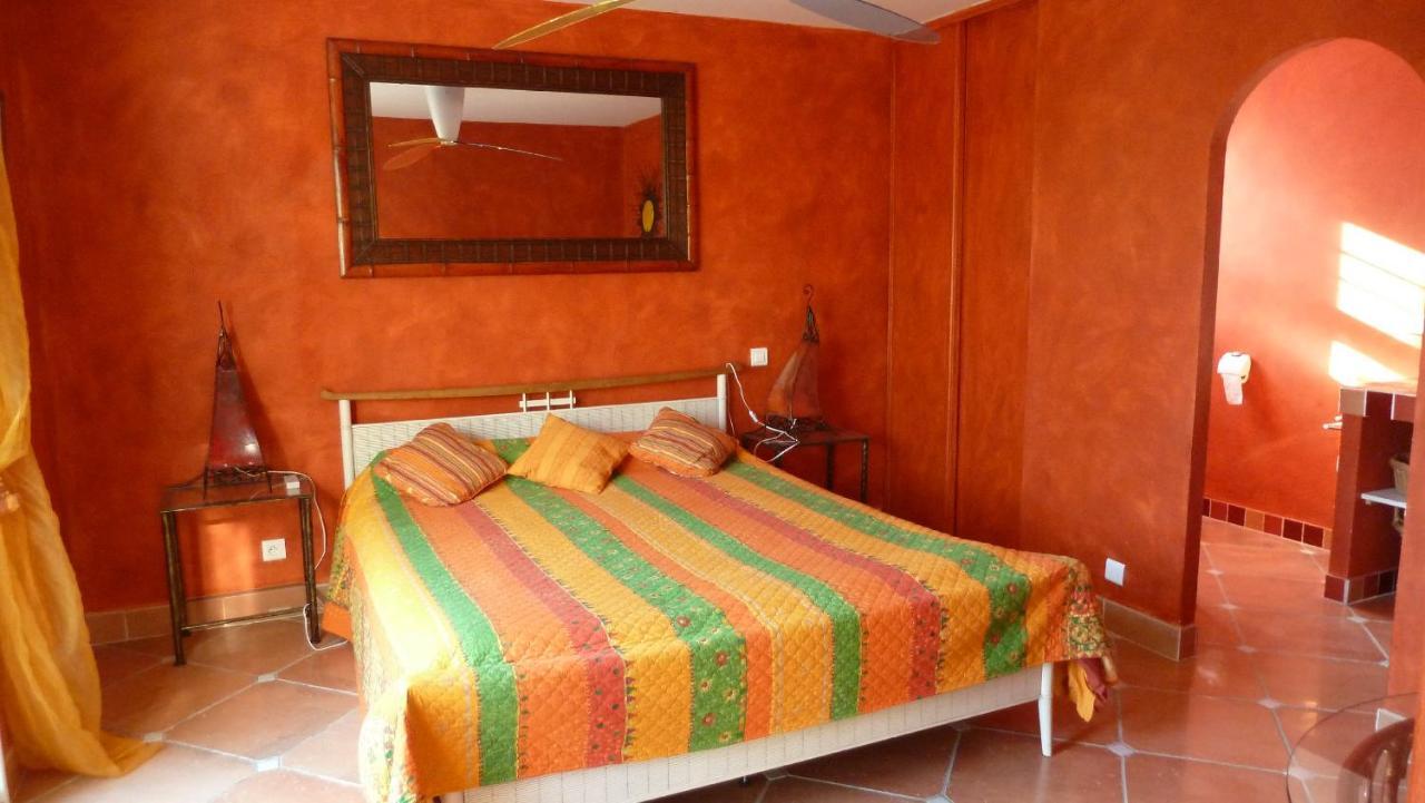 Bed and Breakfast Les Cigalous Restinclieres Екстер'єр фото